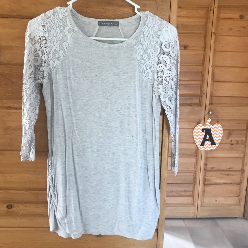 3/4 sleeve Maternity top
